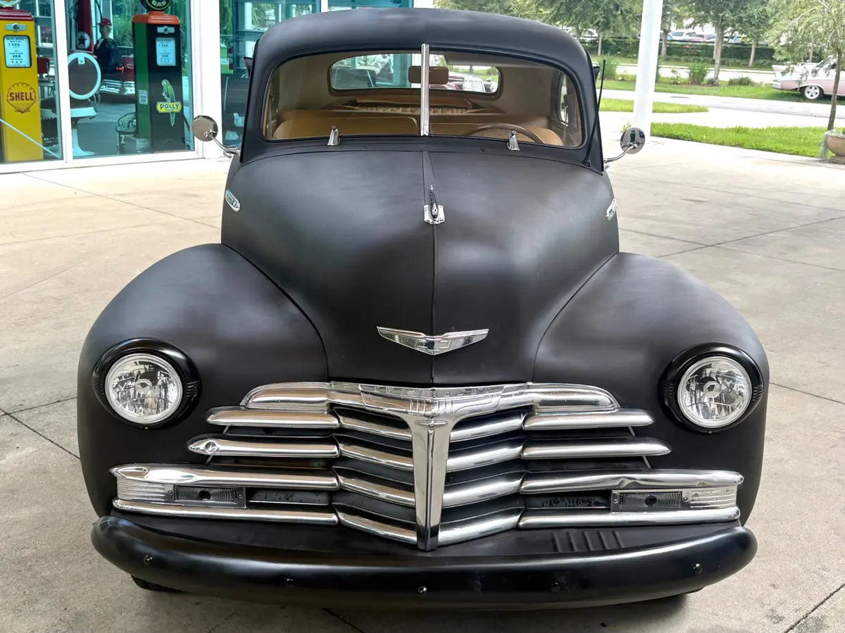 Vehicle photo 3
