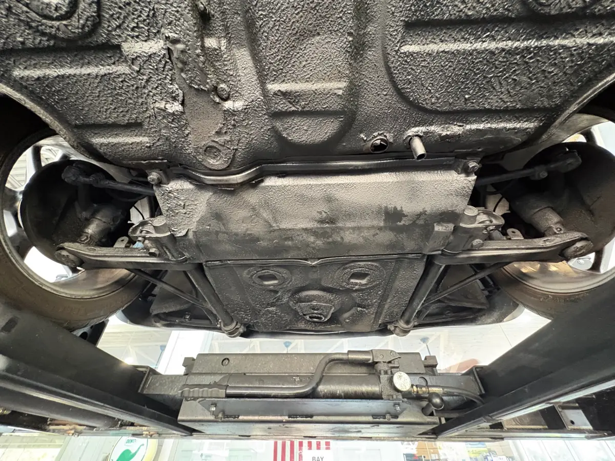 Vehicle photo 42