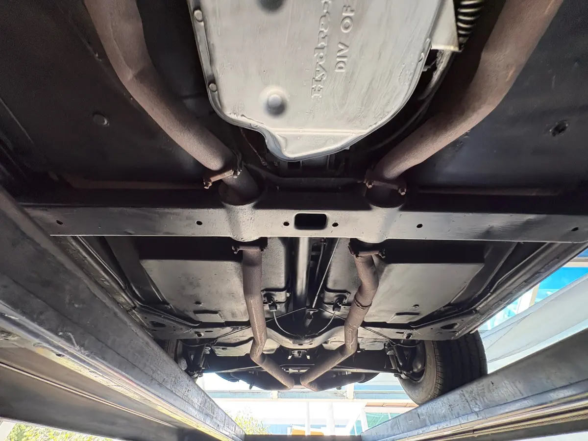 Vehicle photo 62