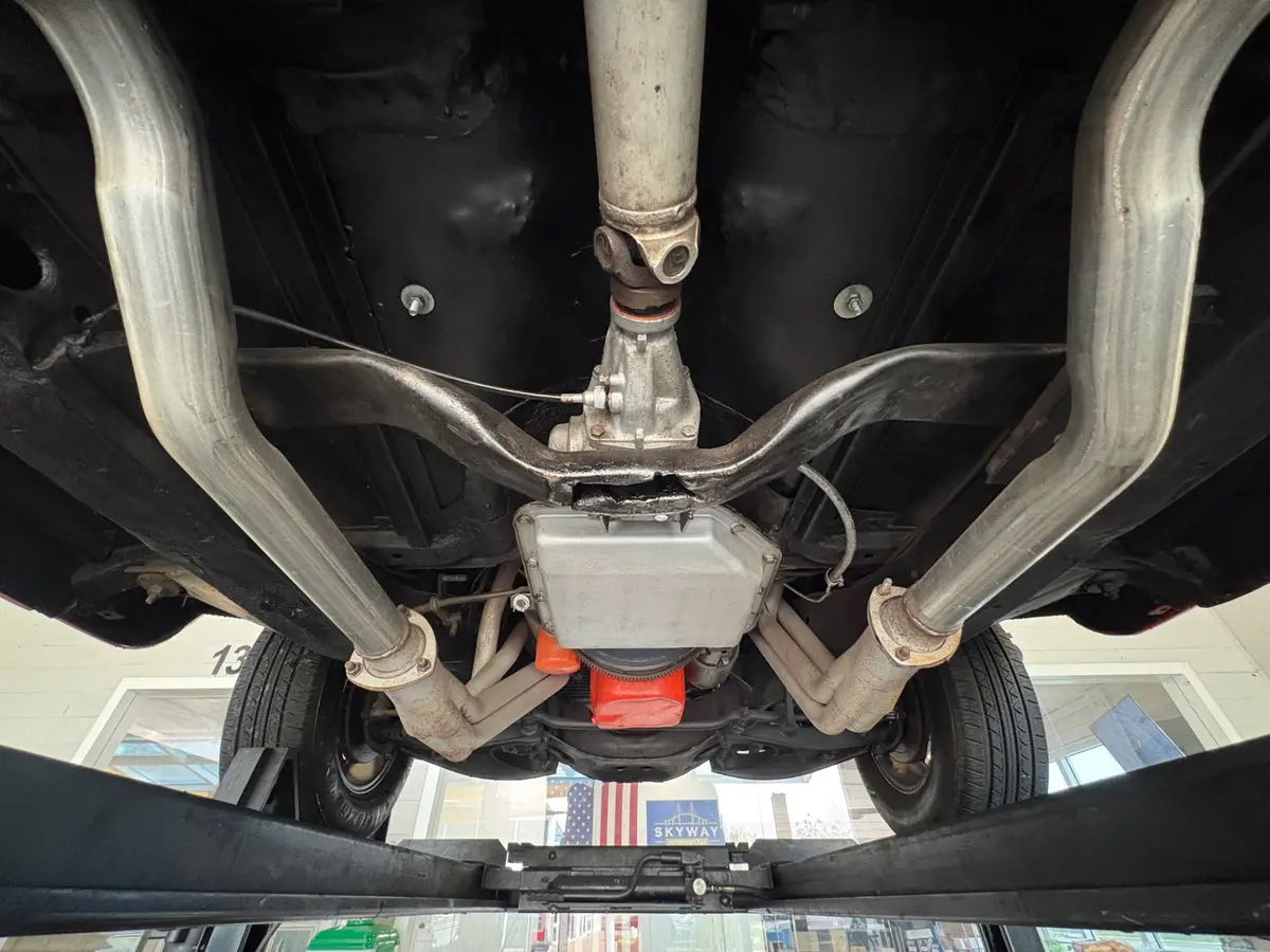 Vehicle photo 47