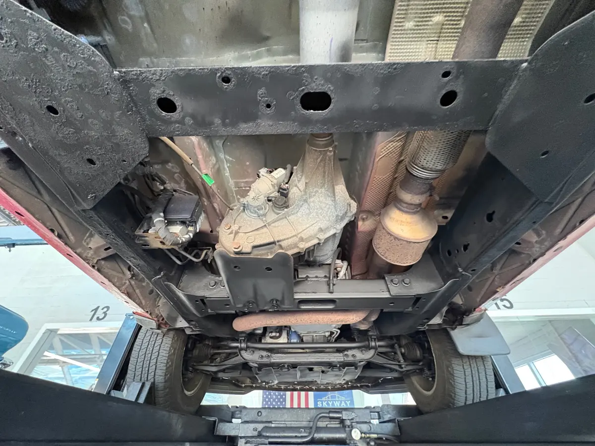 Vehicle photo 54