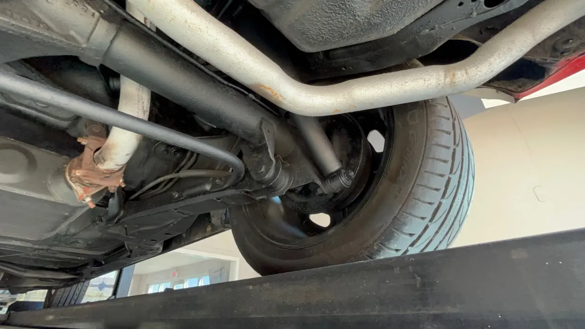 Vehicle photo 48