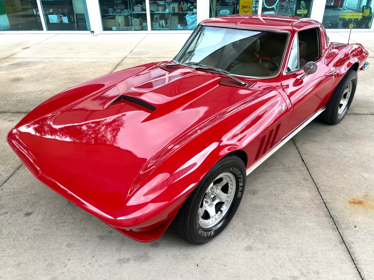 Vehicle photo 20