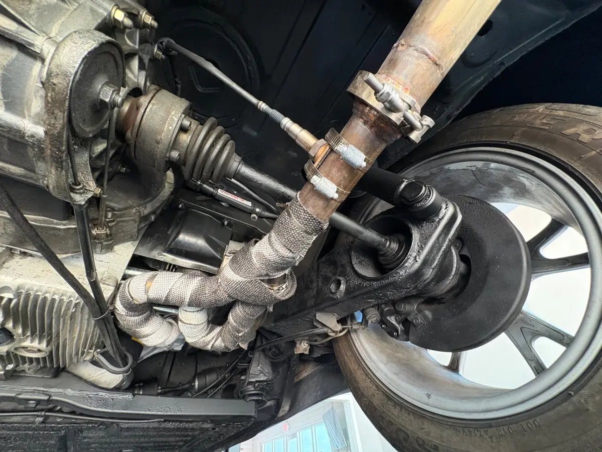 Vehicle photo 38