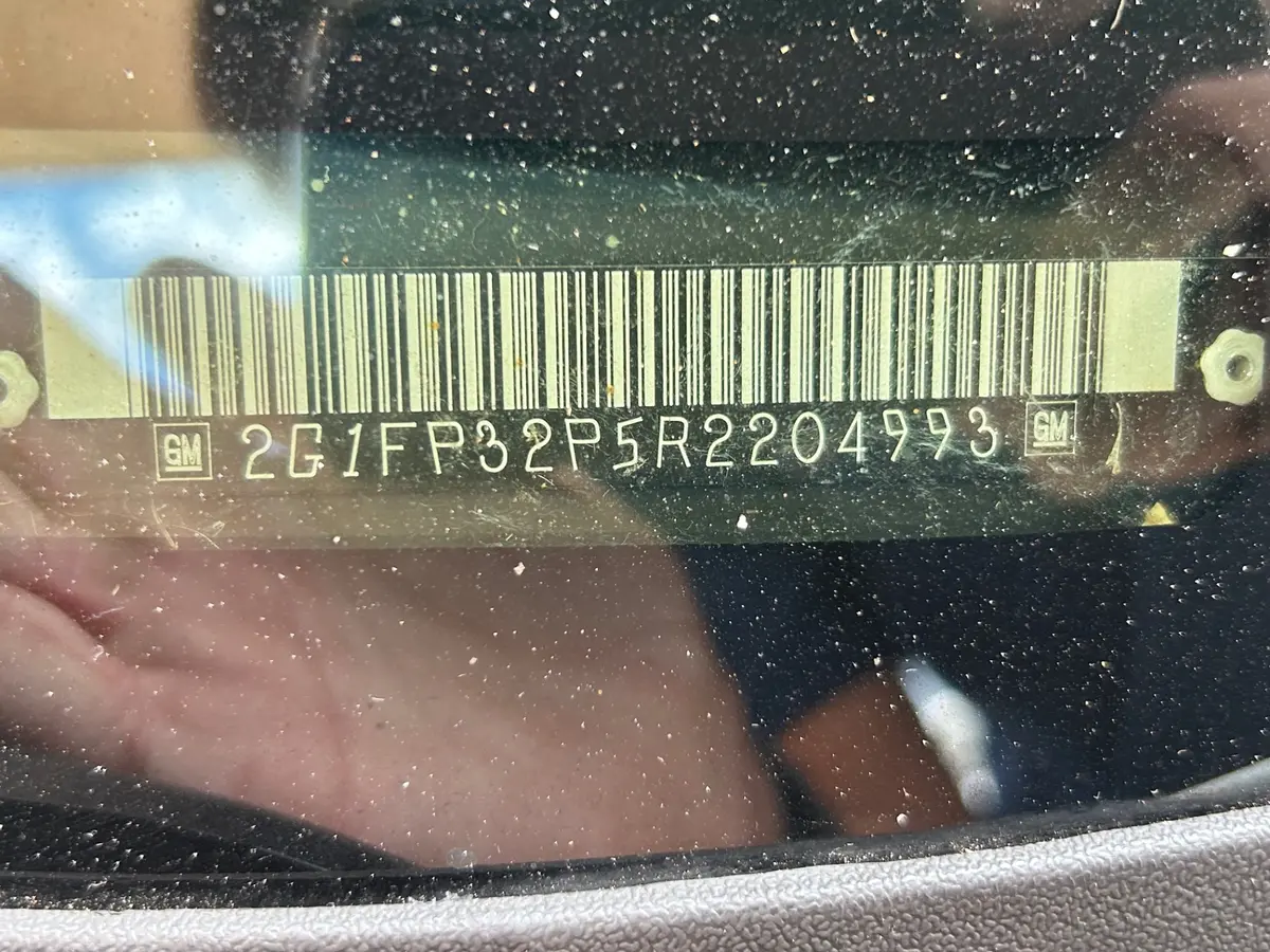 Vehicle photo 15