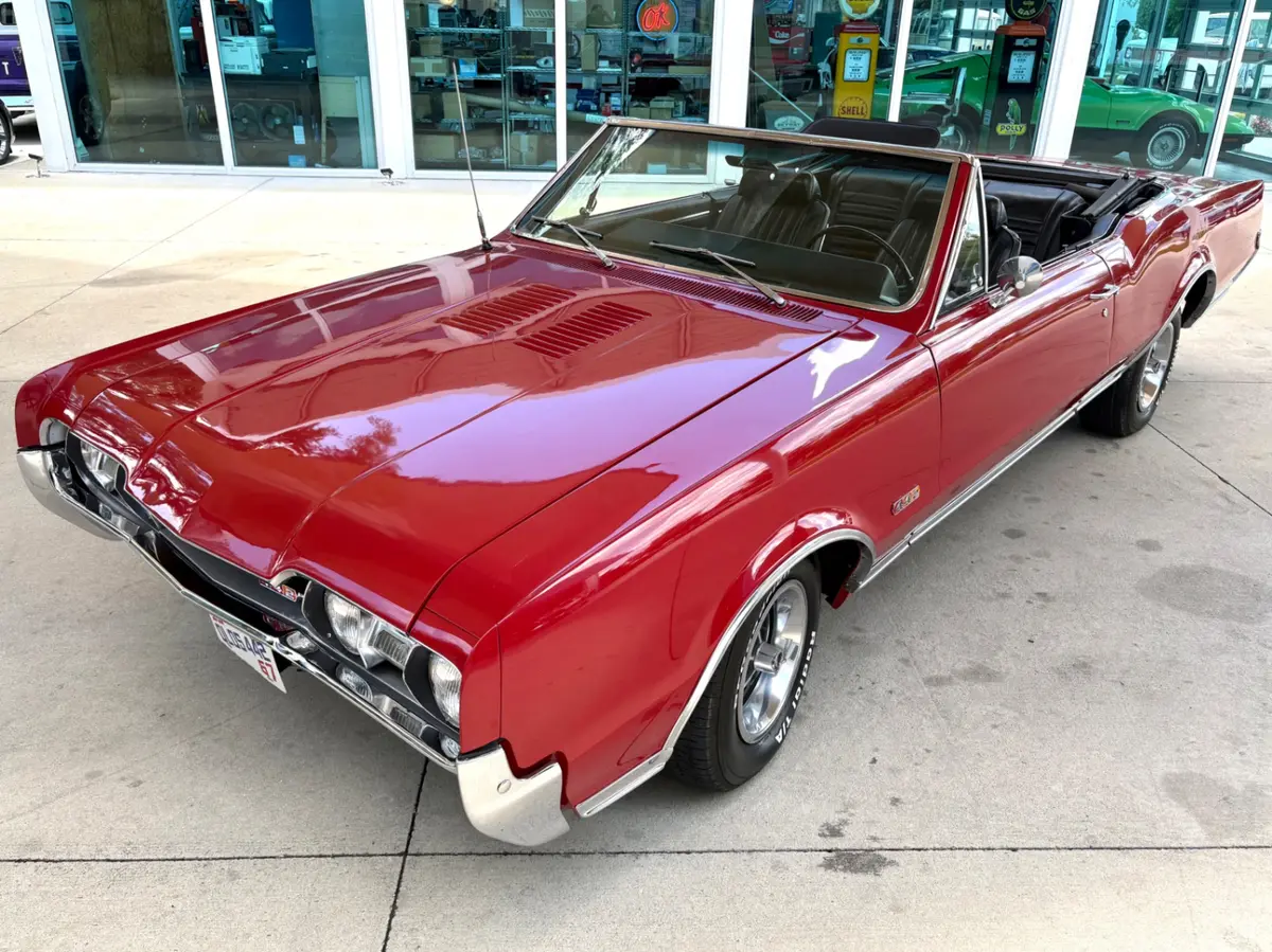 Vehicle photo 20