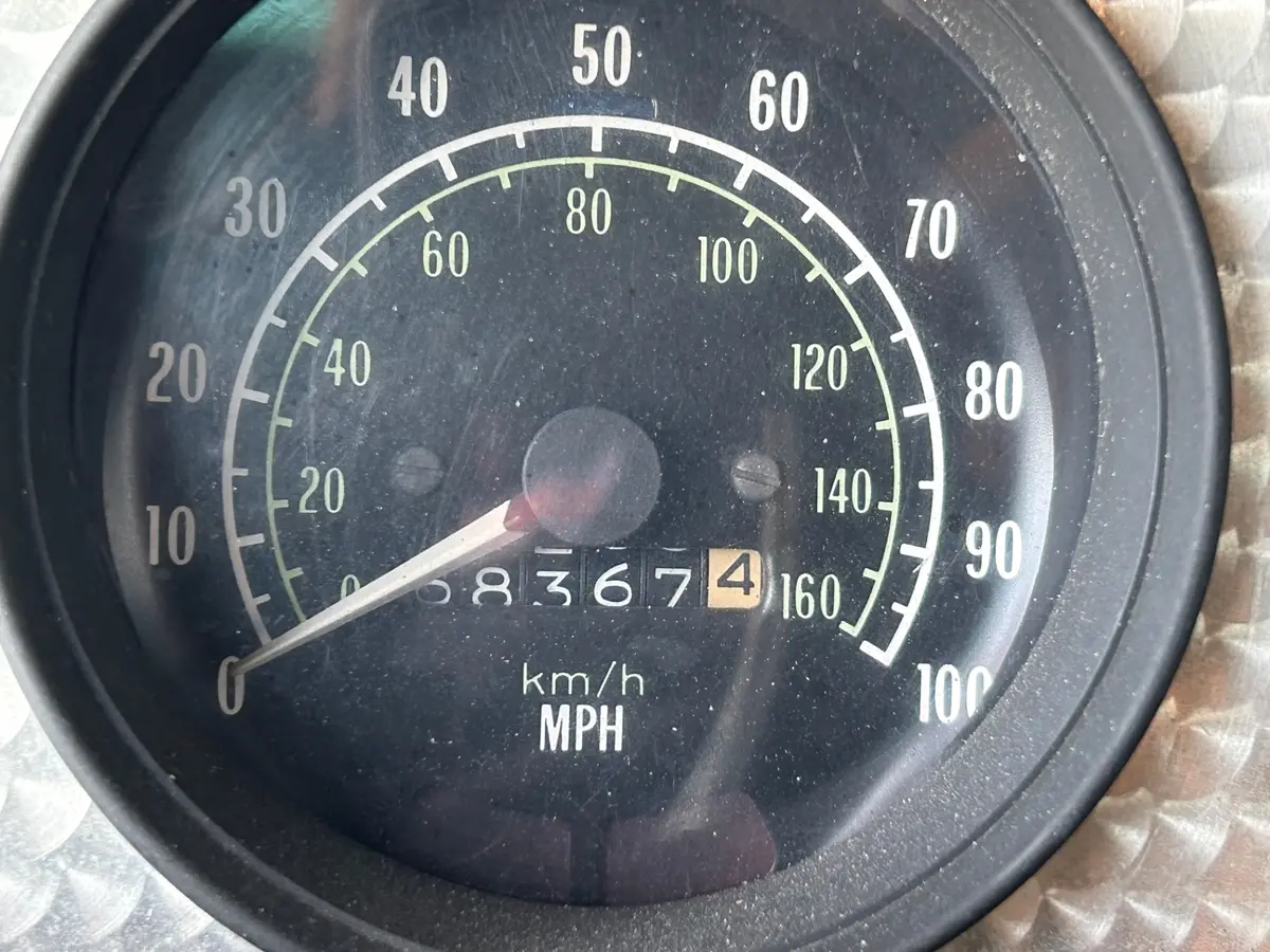 Vehicle photo 16