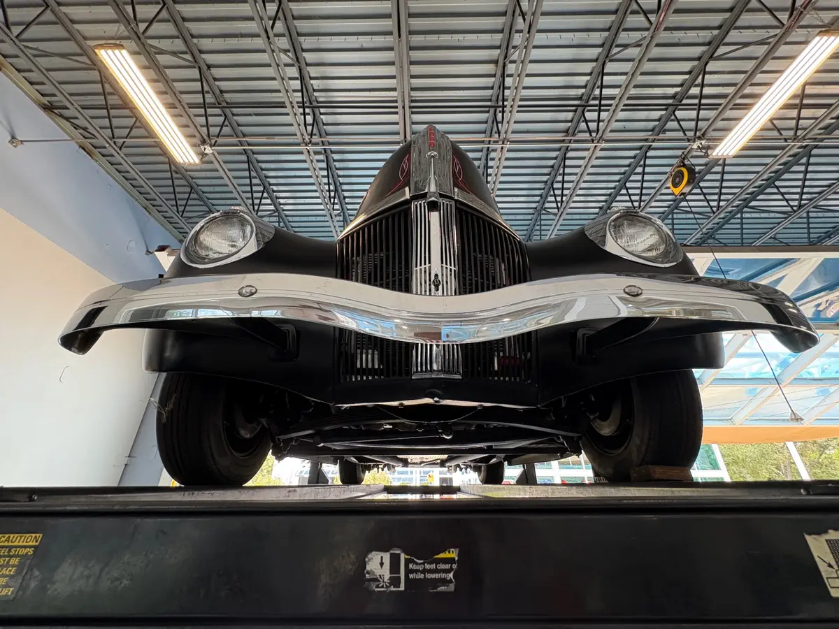 Vehicle photo 48
