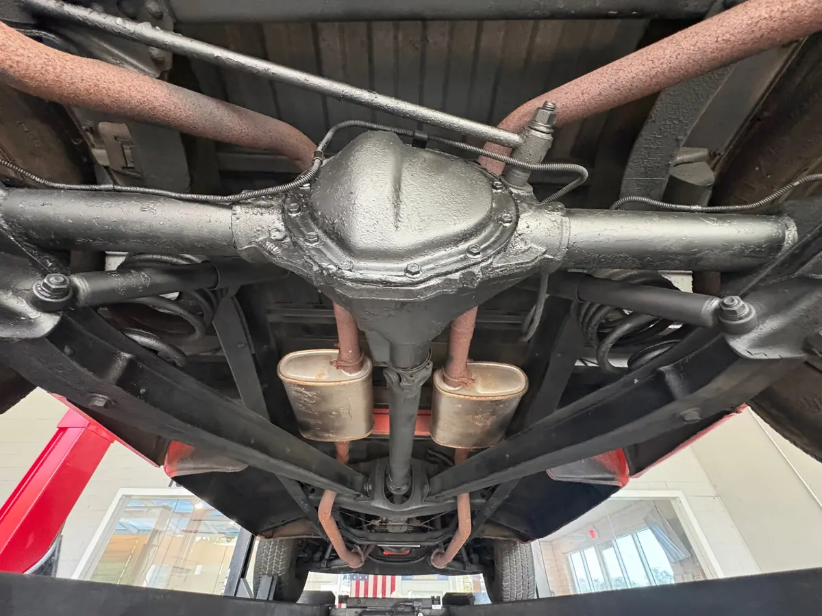 Vehicle photo 44