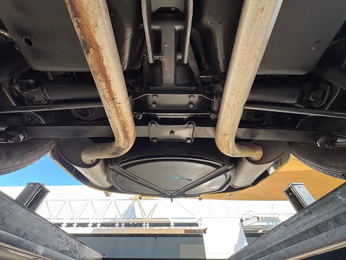 Vehicle photo 68