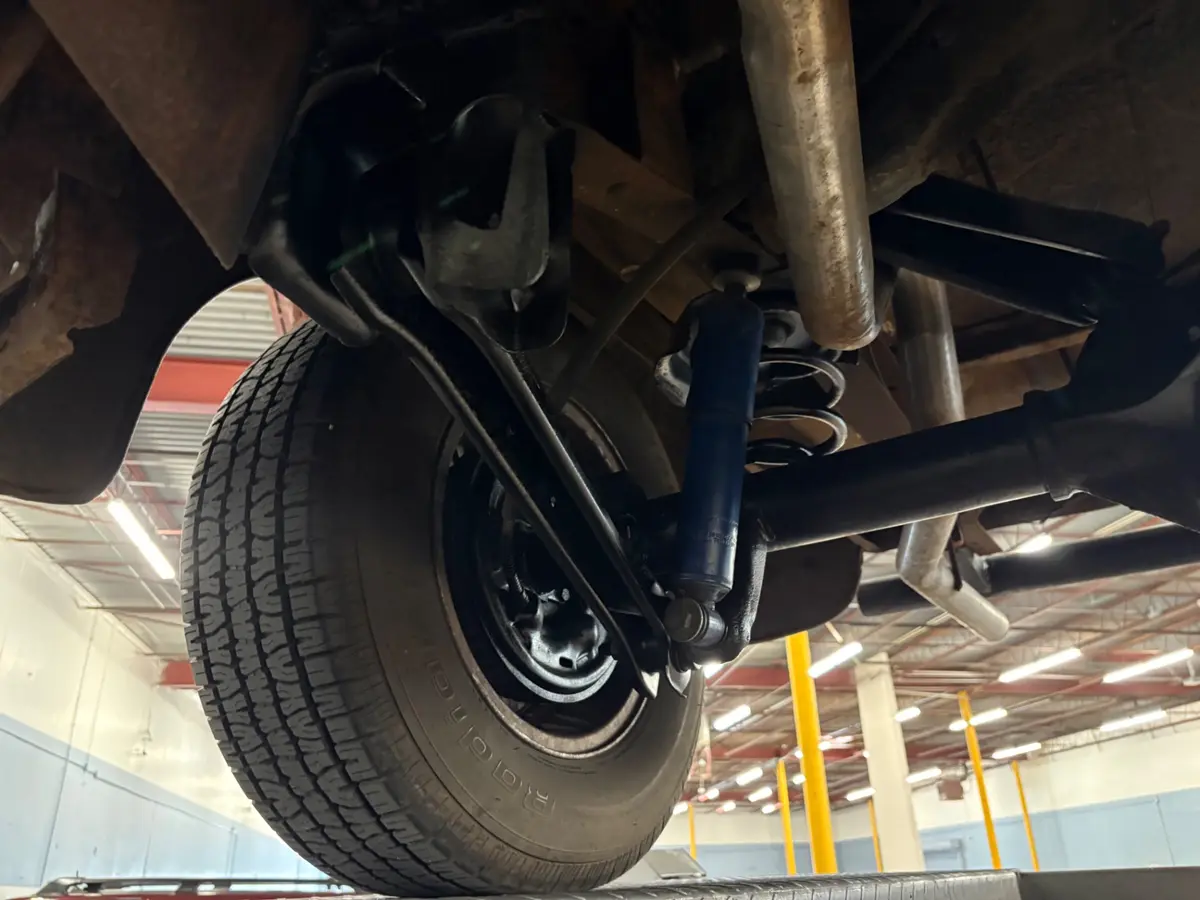 Vehicle photo 44