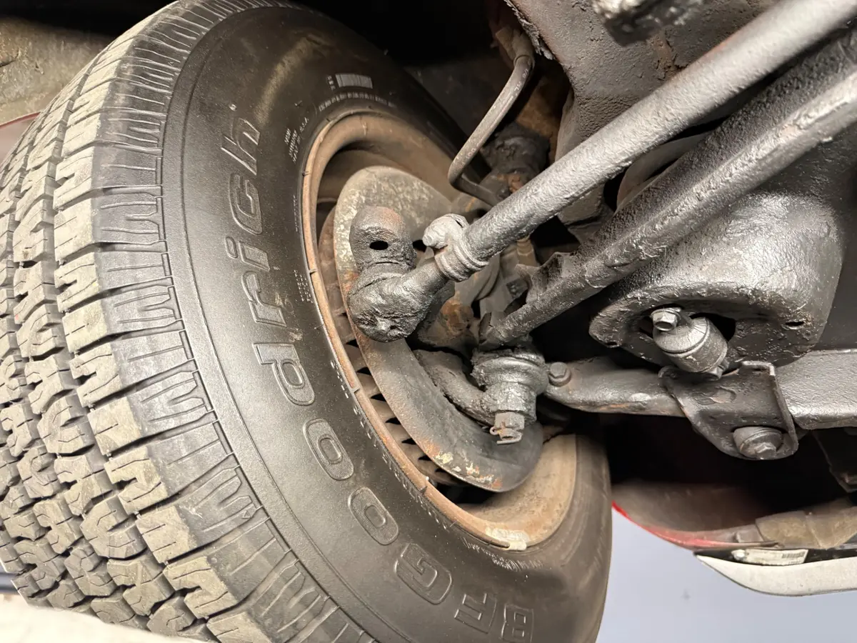 Vehicle photo 64