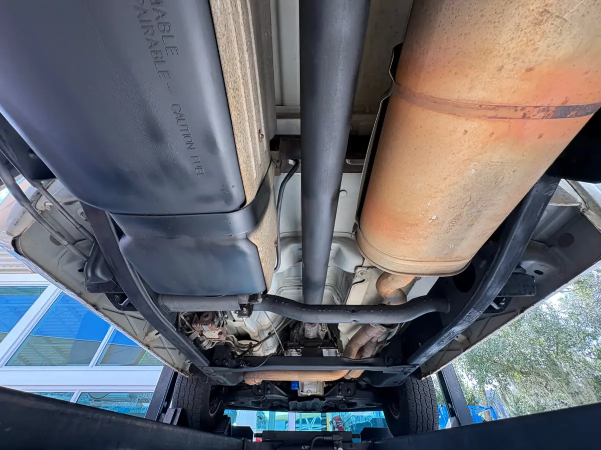 Vehicle photo 47