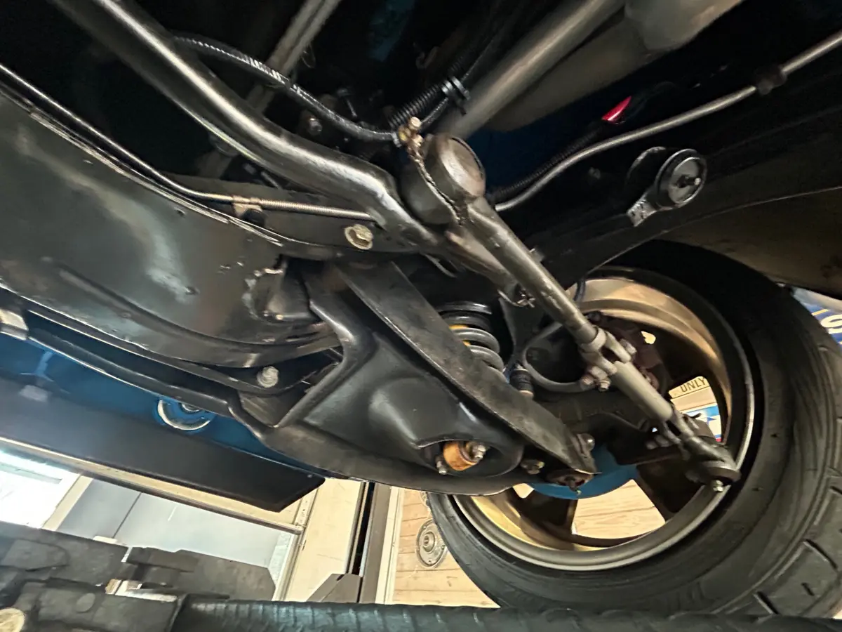 Vehicle photo 36
