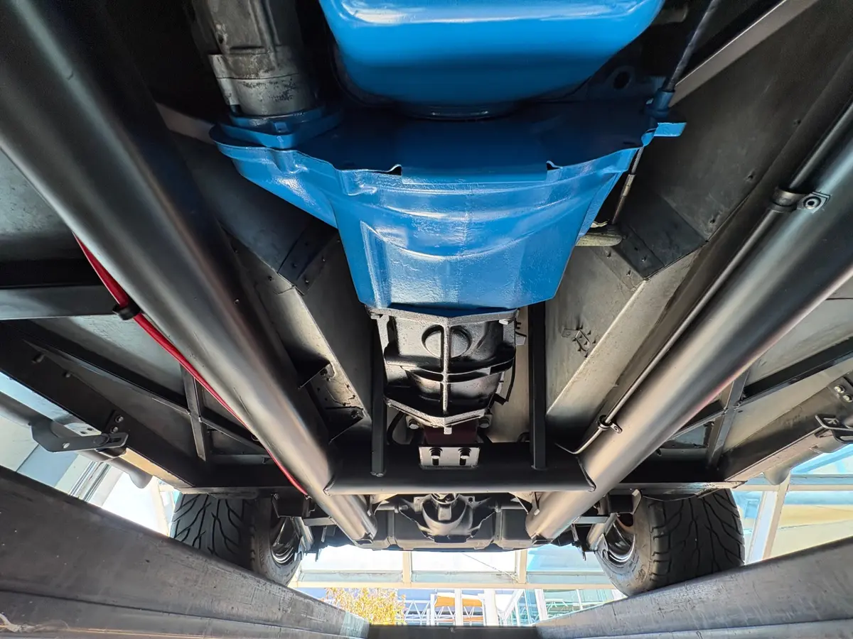 Vehicle photo 55