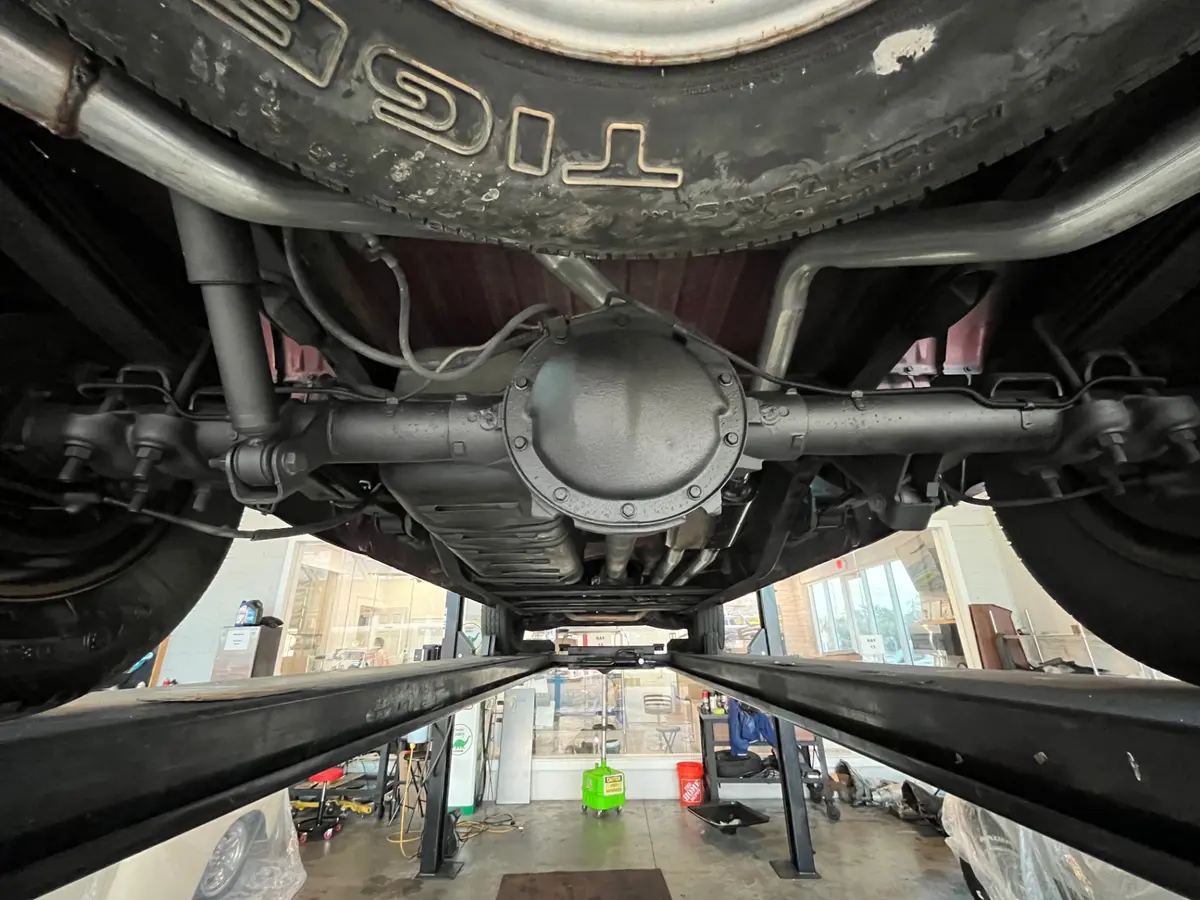 Vehicle photo 45