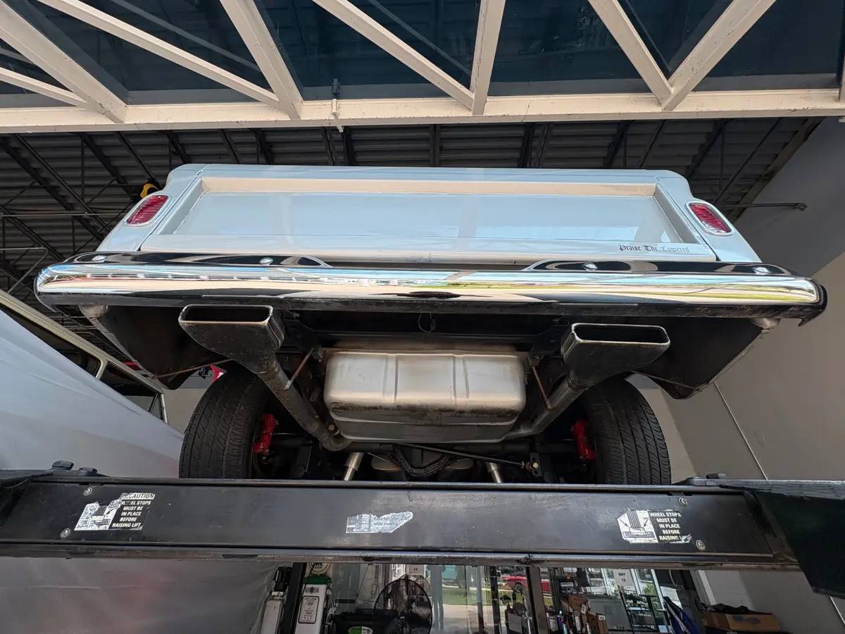 Vehicle photo 39