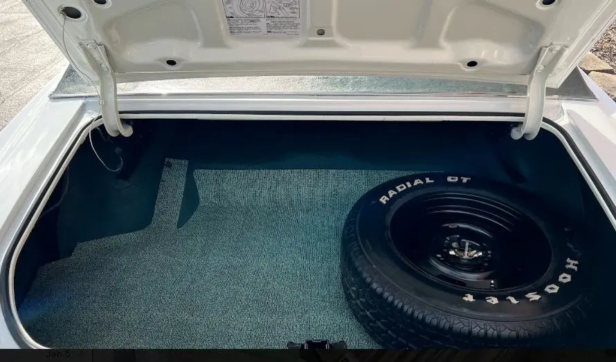 Vehicle photo 53