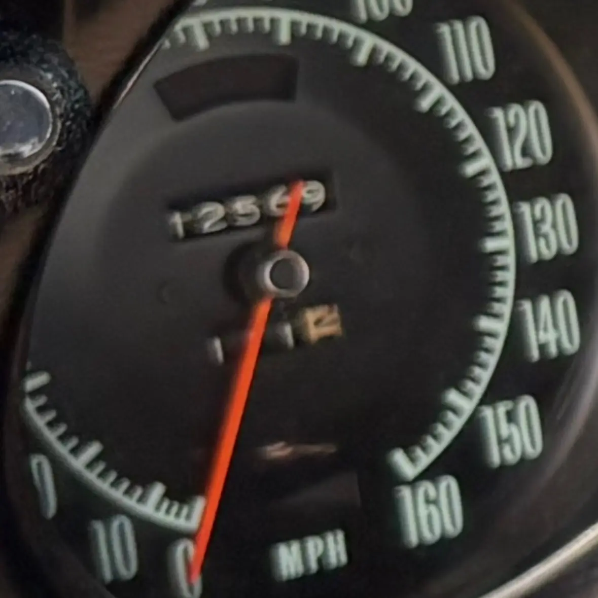 Vehicle photo 23