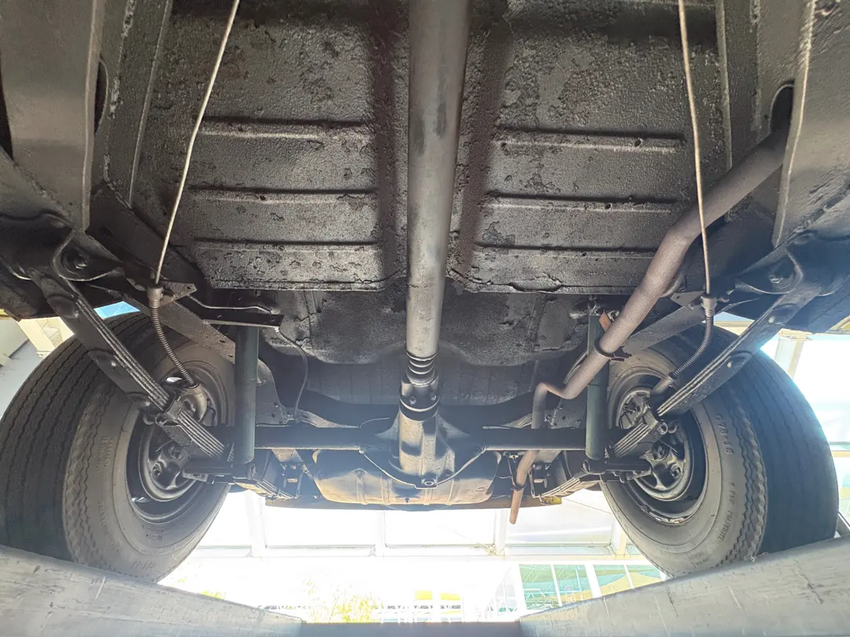 Vehicle photo 57