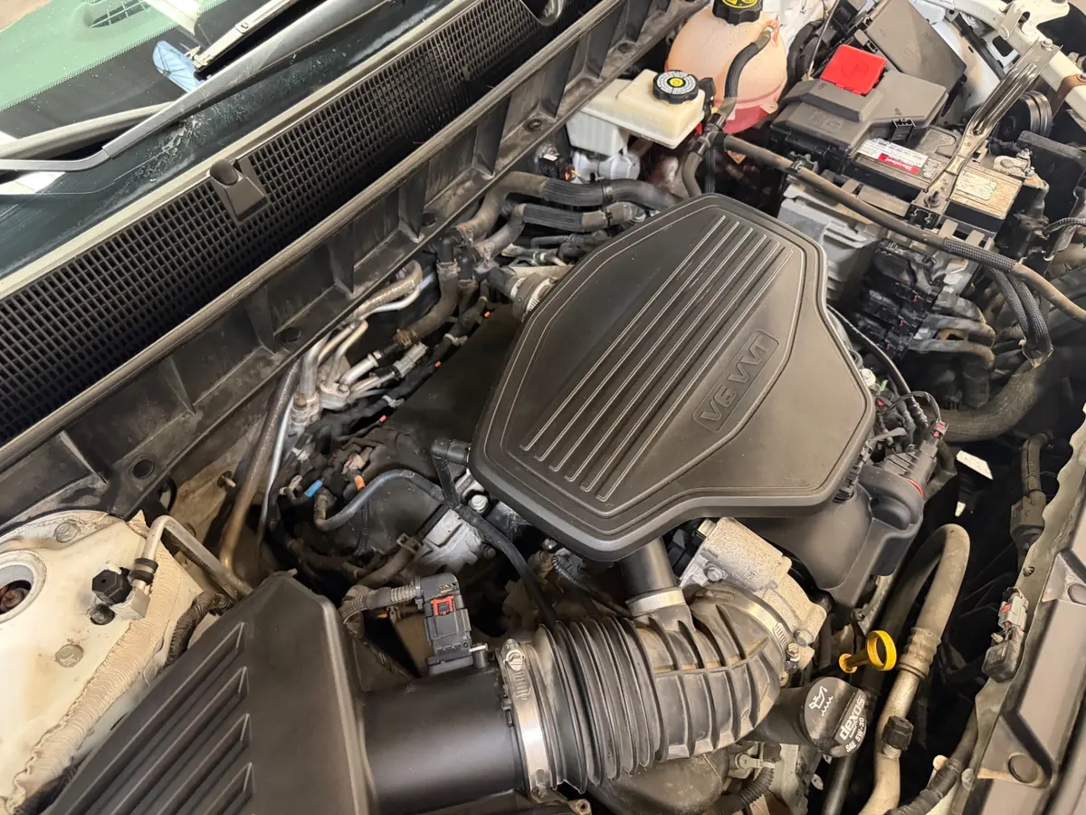 Vehicle photo 22