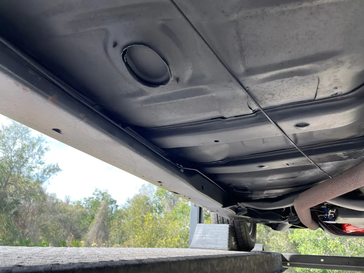 Vehicle photo 49
