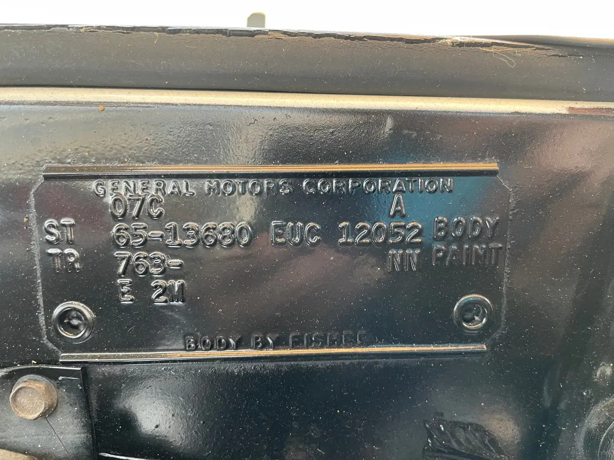 Vehicle photo 41