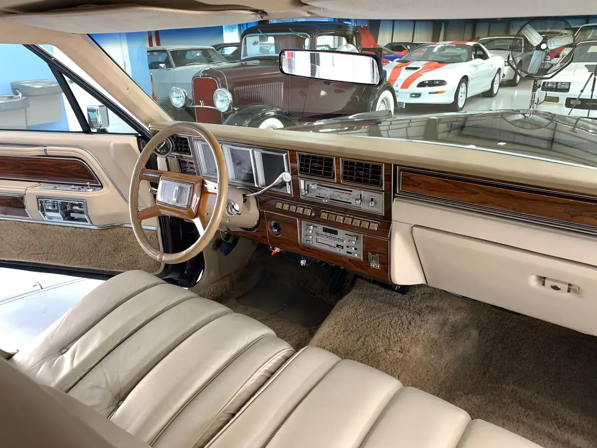 Vehicle photo 39