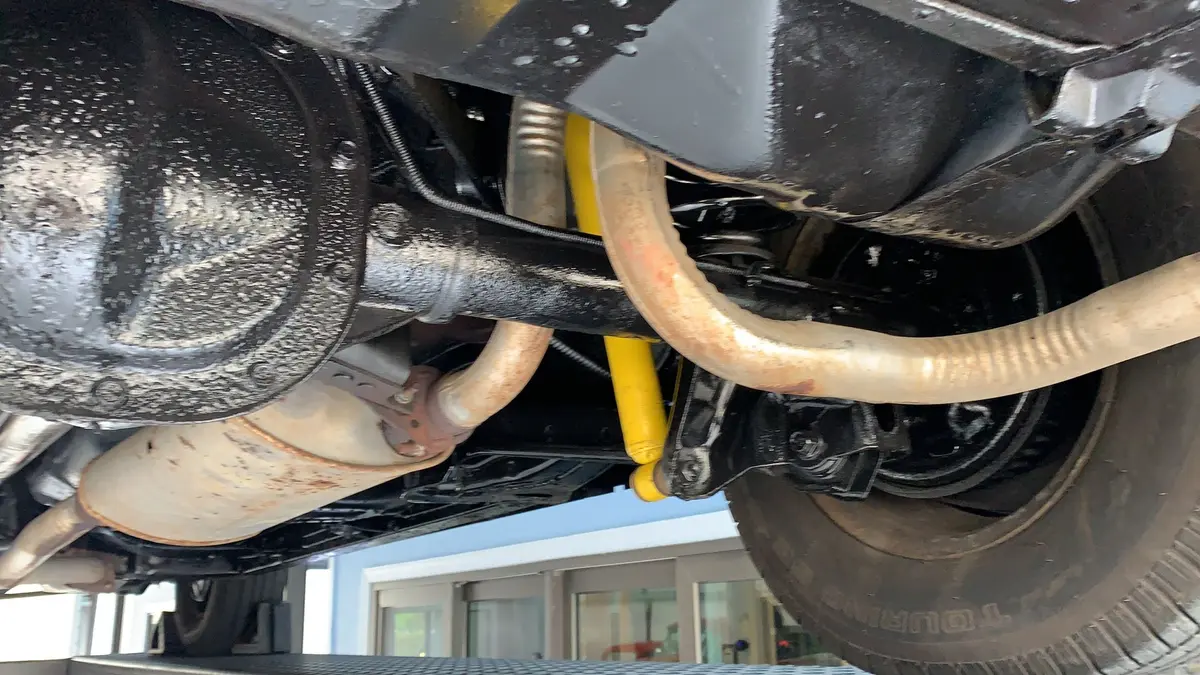 Vehicle photo 41