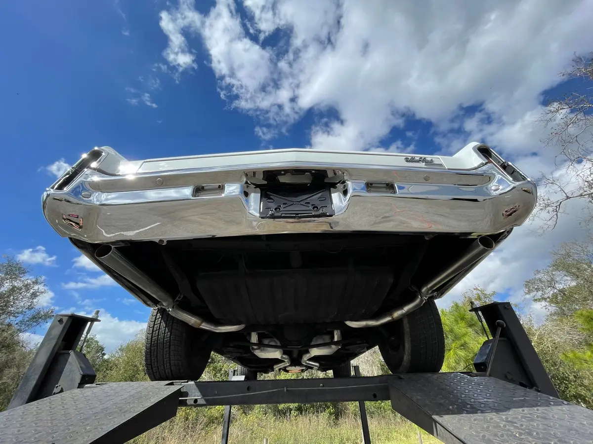 Vehicle photo 45