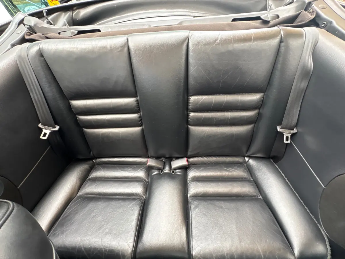 Vehicle photo 41