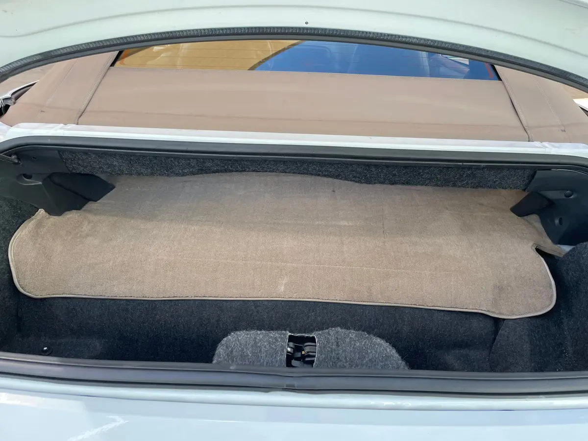 Vehicle photo 35