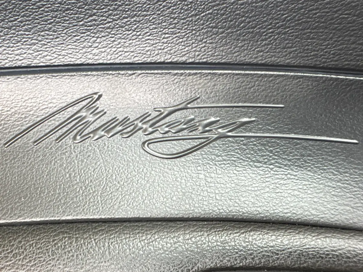 Vehicle photo 49