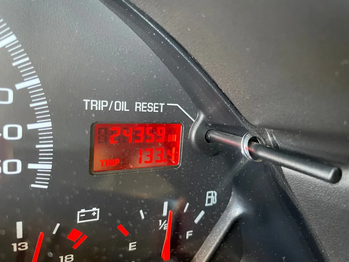 Vehicle photo 20