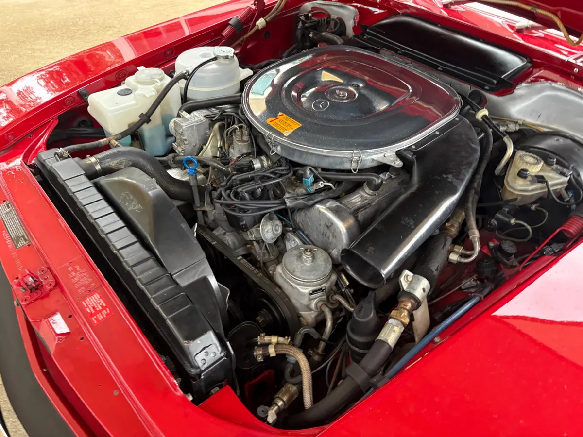 Vehicle photo 28