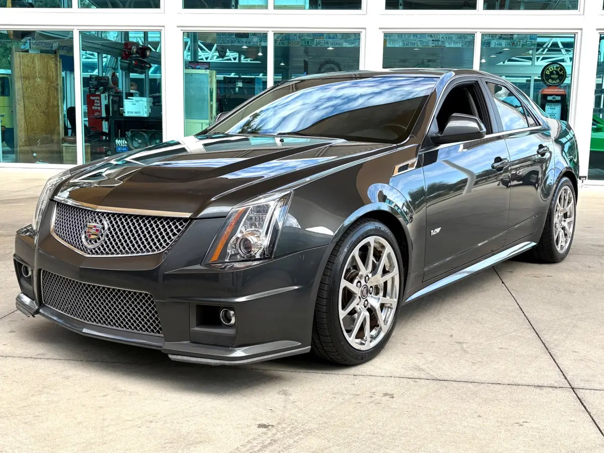 Vehicle photo 11