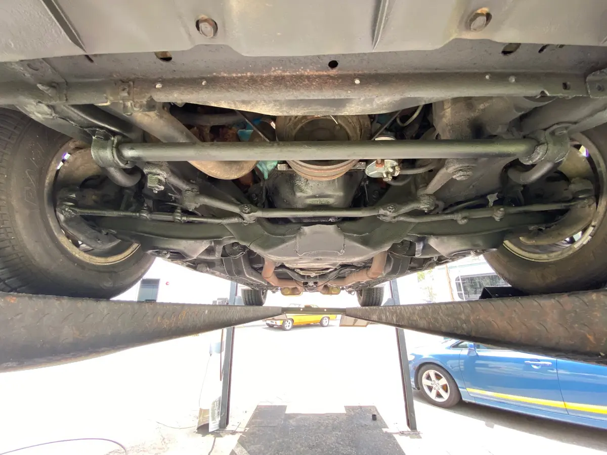 Vehicle photo 37