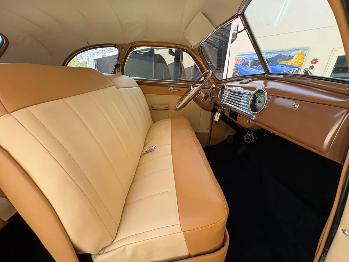 Vehicle photo 37