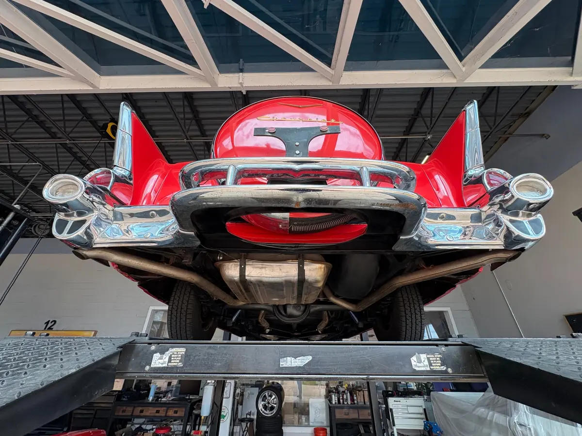 Vehicle photo 46