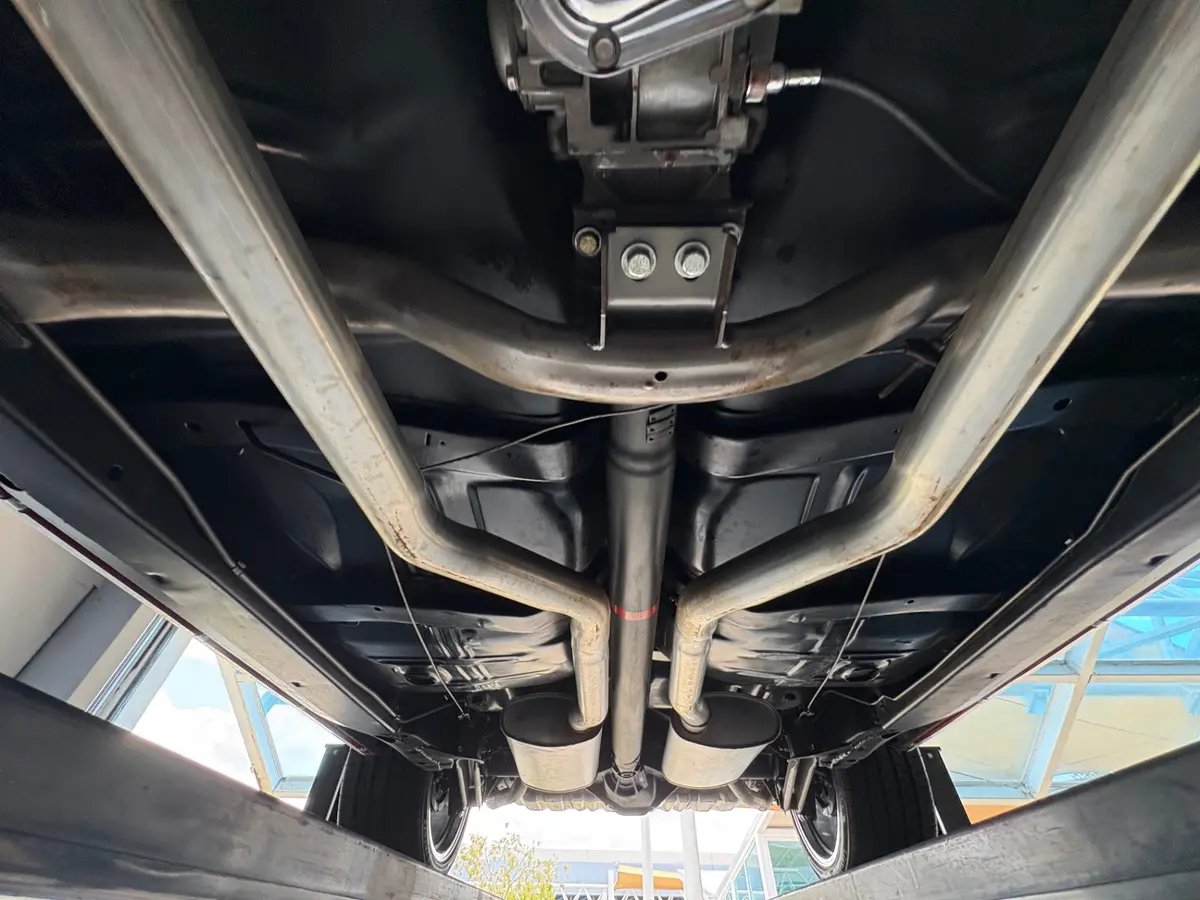Vehicle photo 63