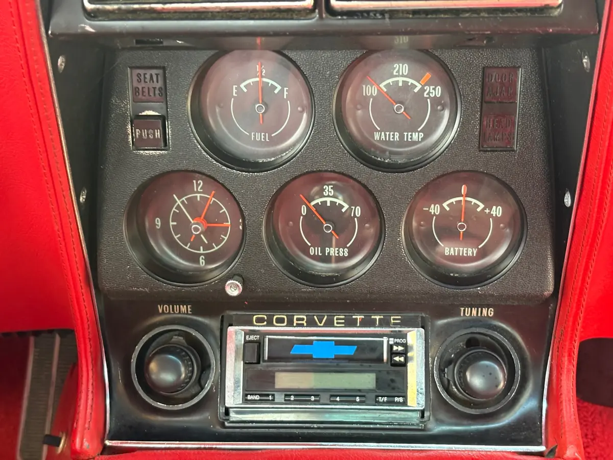 Vehicle photo 45