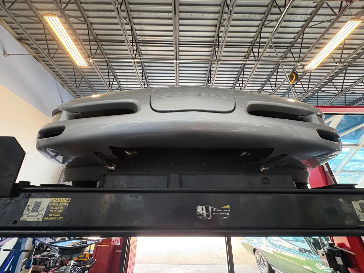 Vehicle photo 55