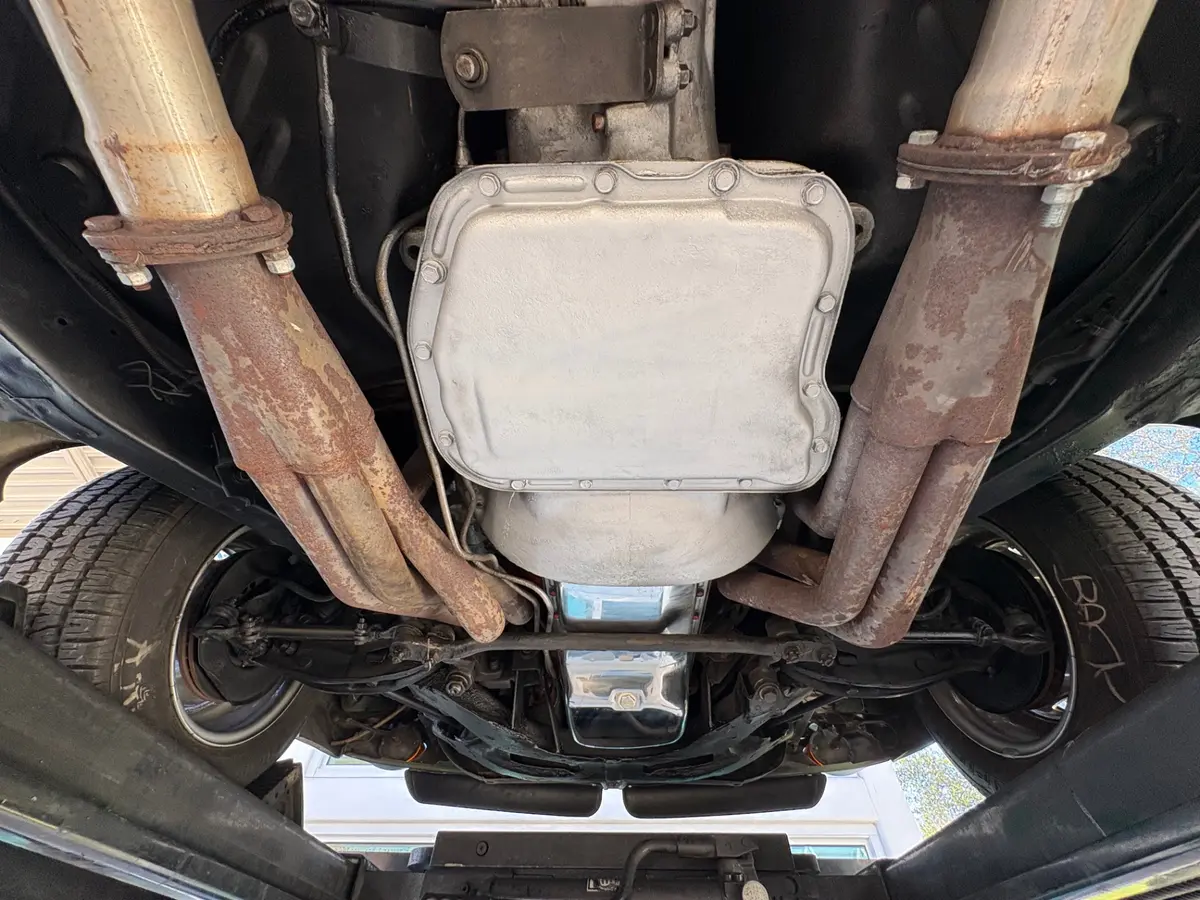 Vehicle photo 48