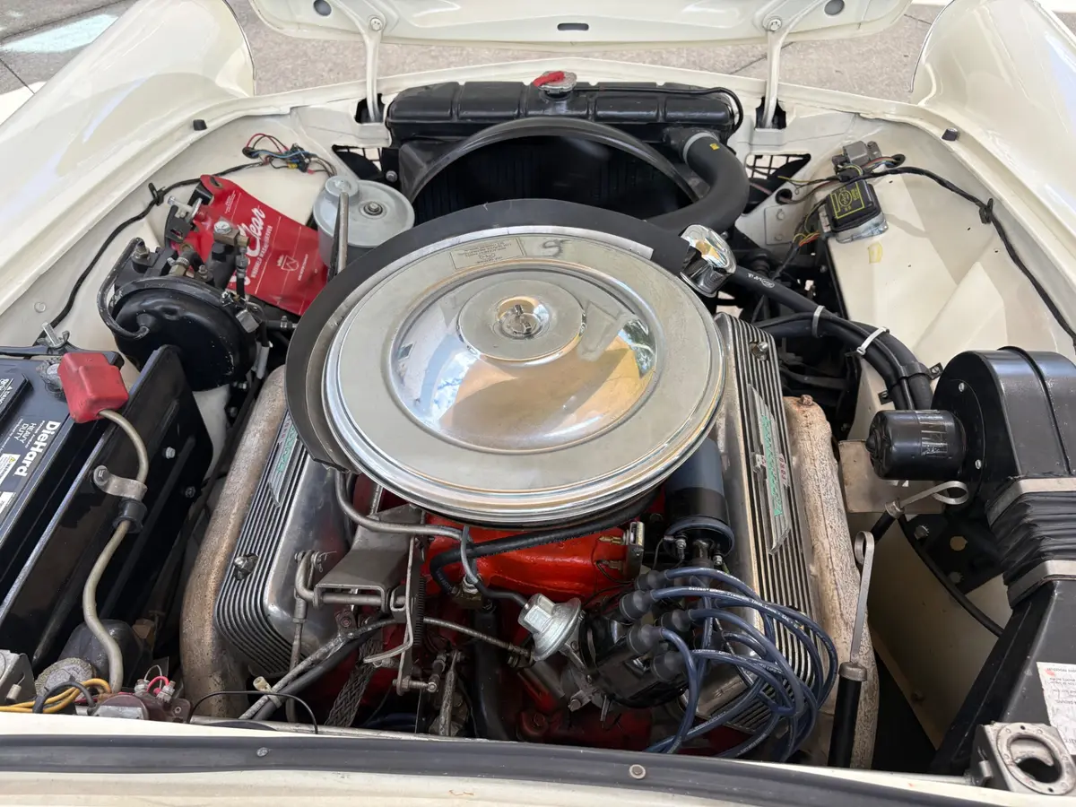 Vehicle photo 34