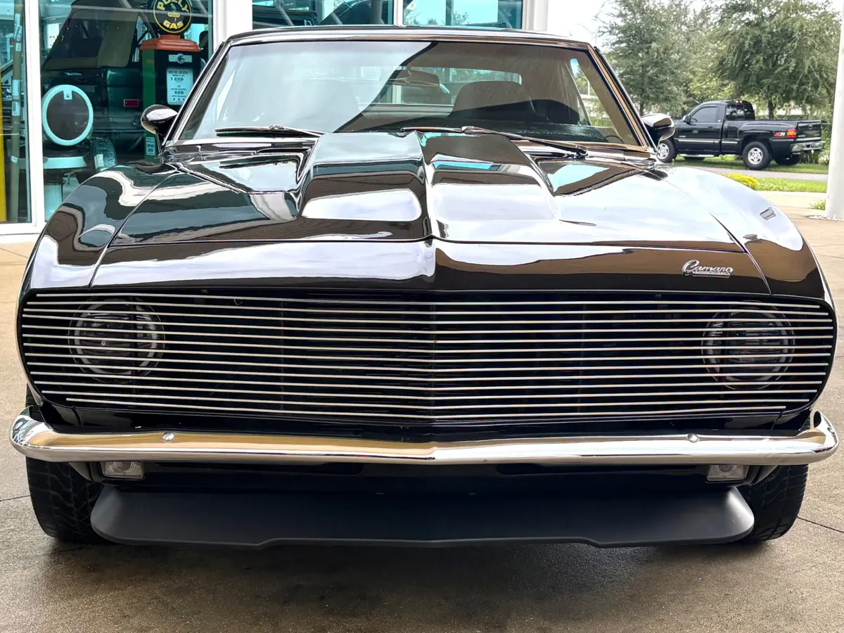 Vehicle photo 2