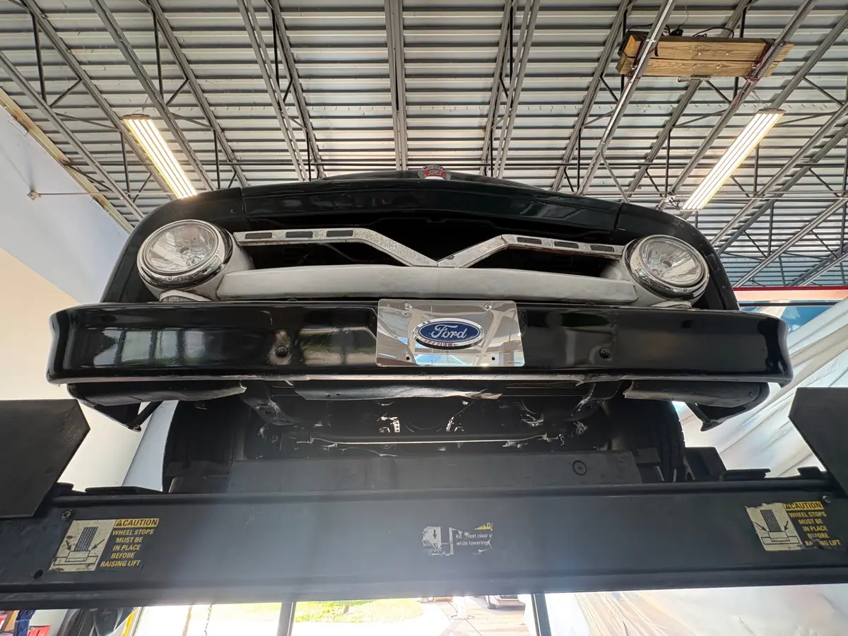Vehicle photo 49