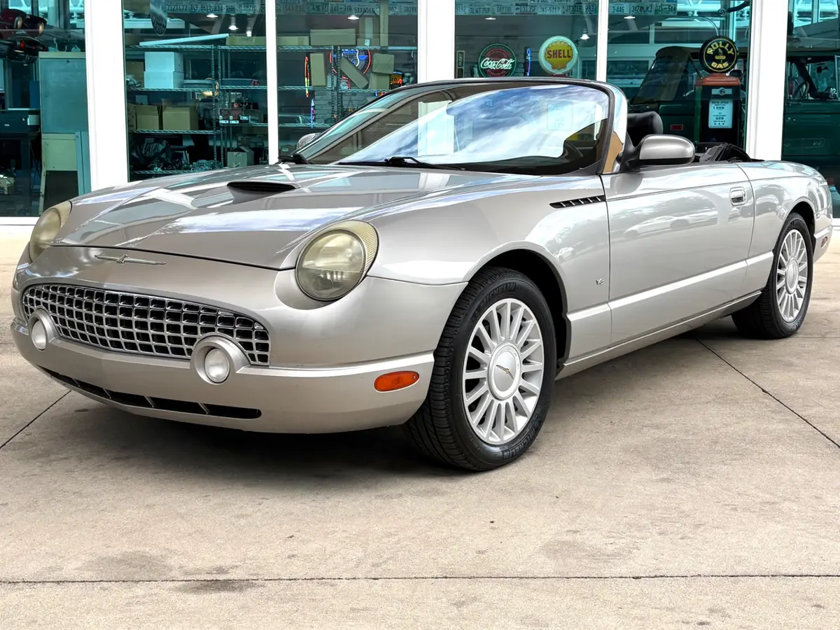 Vehicle photo 1