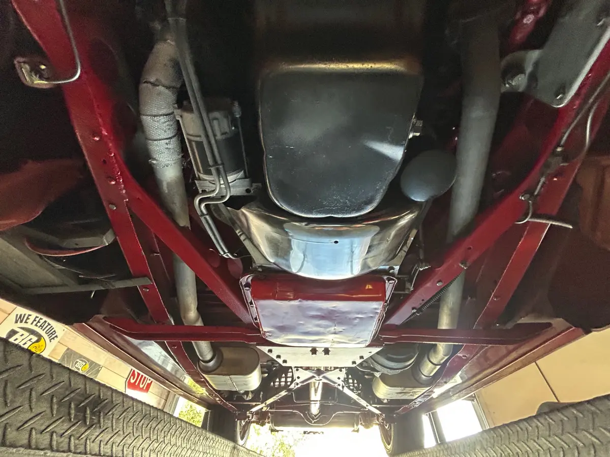 Vehicle photo 38