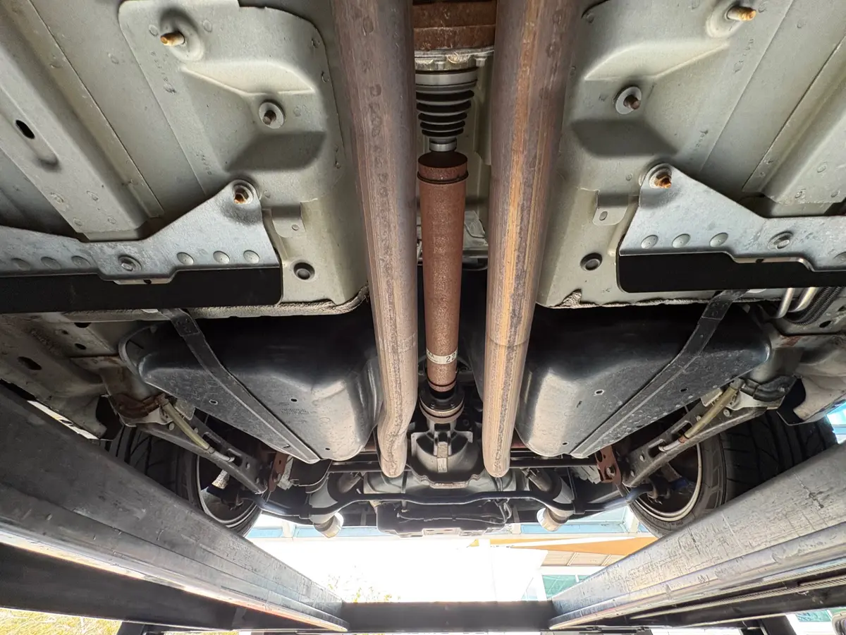 Vehicle photo 58