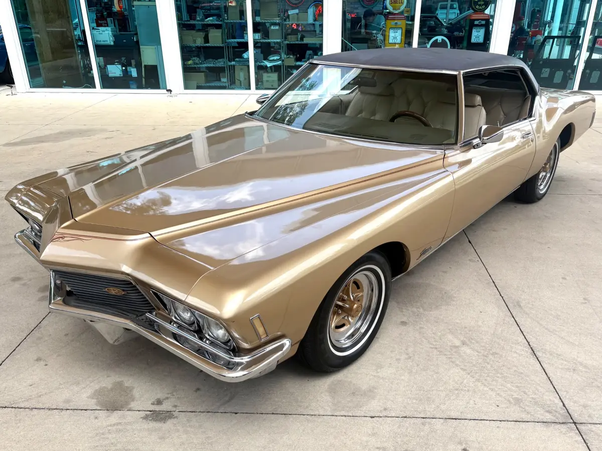Vehicle photo 20